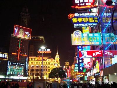 裘東明:上海戶(hù)外廣告40年瑣憶